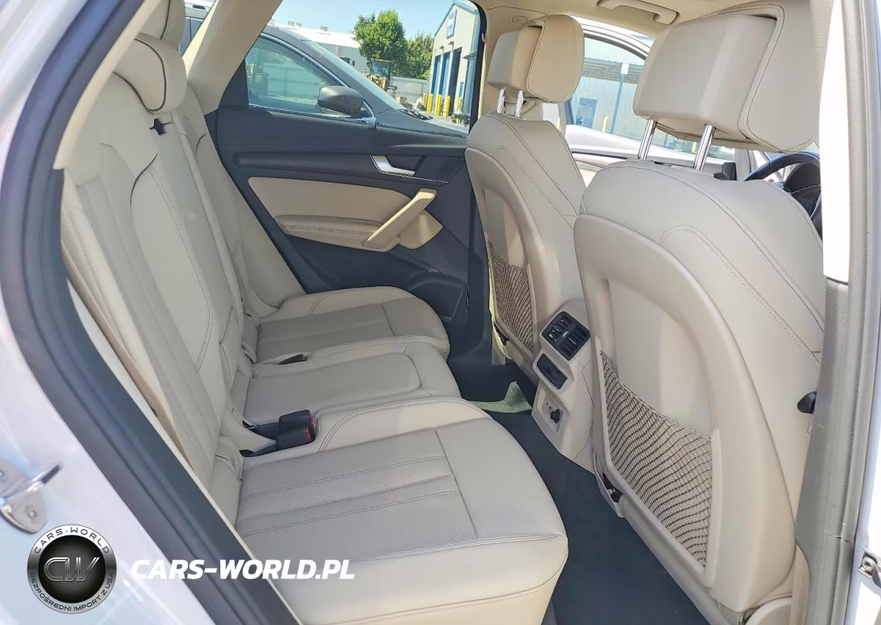 2024 Audi Q5 Premium Plus 45 VIN:WA1EAAFY3R2064082 - 11