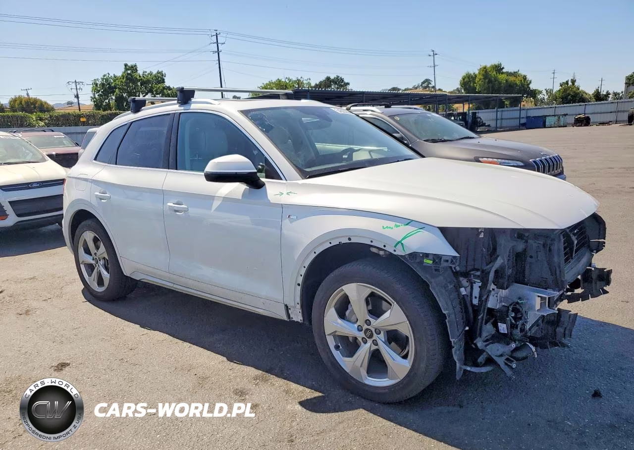 2024 Audi Q5 Premium Plus 45 VIN:WA1EAAFY3R2064082 - 4