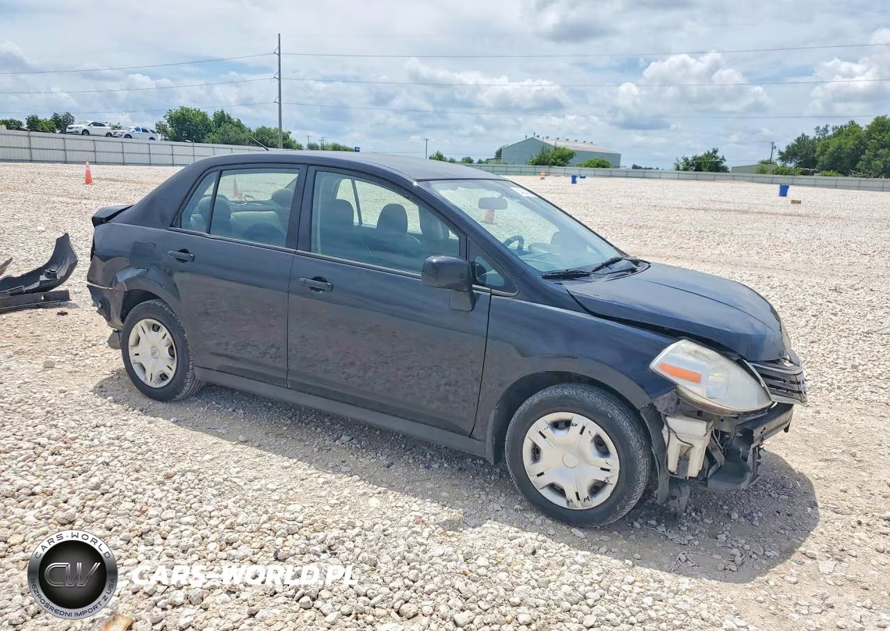 2010 Nissan Versa 1.8 S VIN:3N1BC1AP9AL433745 - 4