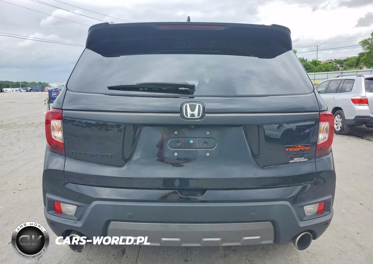 2023 Honda Passport Trail Sport VIN:5FNYF8H61PB013179 - 6