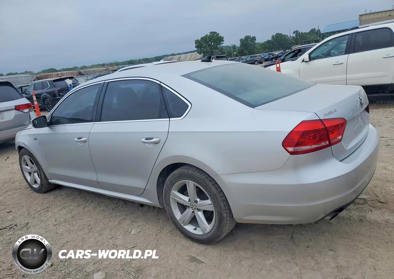 2015 Volkswagen Passat S VIN:1VWAT7A38FC104270 - 2