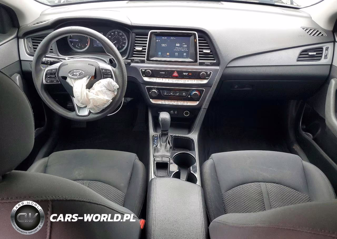2019 Hyundai Sonata VIN:5NPE24AF9KH803051 - 8