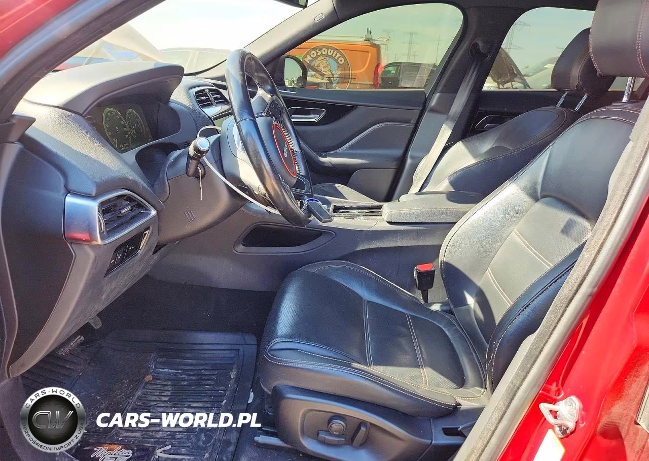 2018 Jaguar F-Pace Prestige VIN:SADCK2FX5JA282983 - 7
