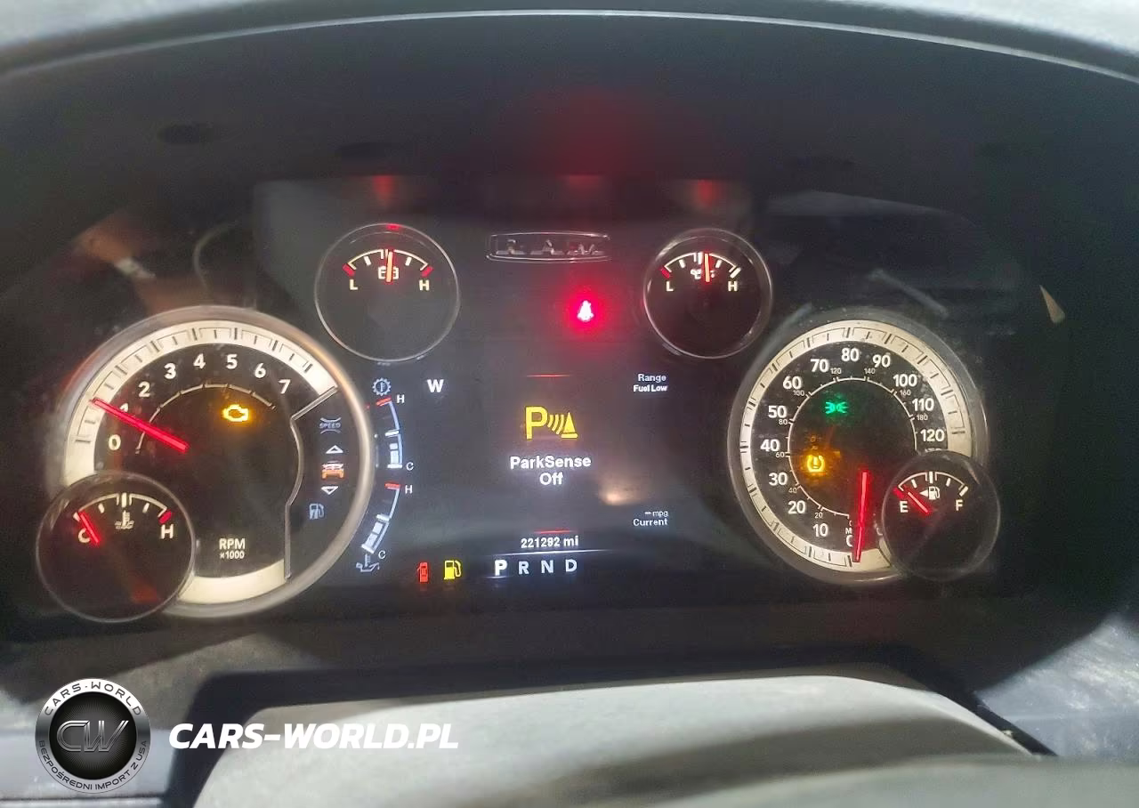 2014 Ram 2500 Laramie VIN:3C6TR5KT8EG233187 - 9