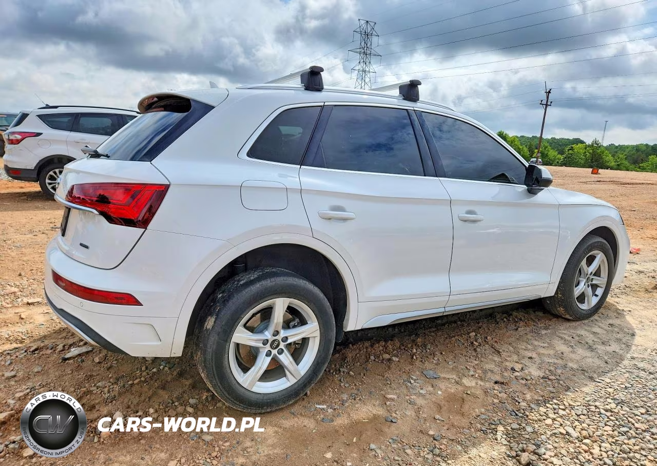 2021 Audi Q5 Premium VIN:WA1AAAFYXM2005831 - 3