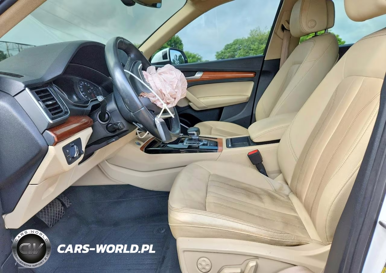 2021 Audi Q5 Premium VIN:WA1AAAFYXM2005831 - 7