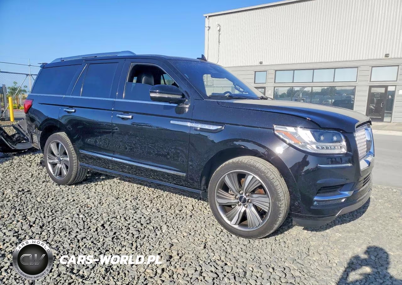 2018 Lincoln Navigator Reserve VIN:5LMJJ2LT1JEL21366 - 4