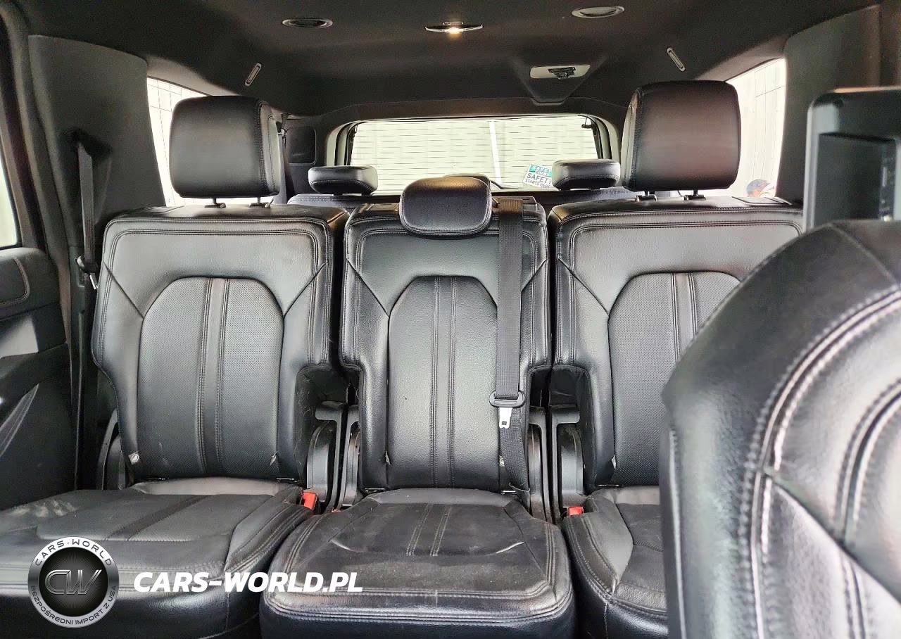 2020 Ford Expedition Max Limited VIN:1FMJK2AT7LEA17609 - 10