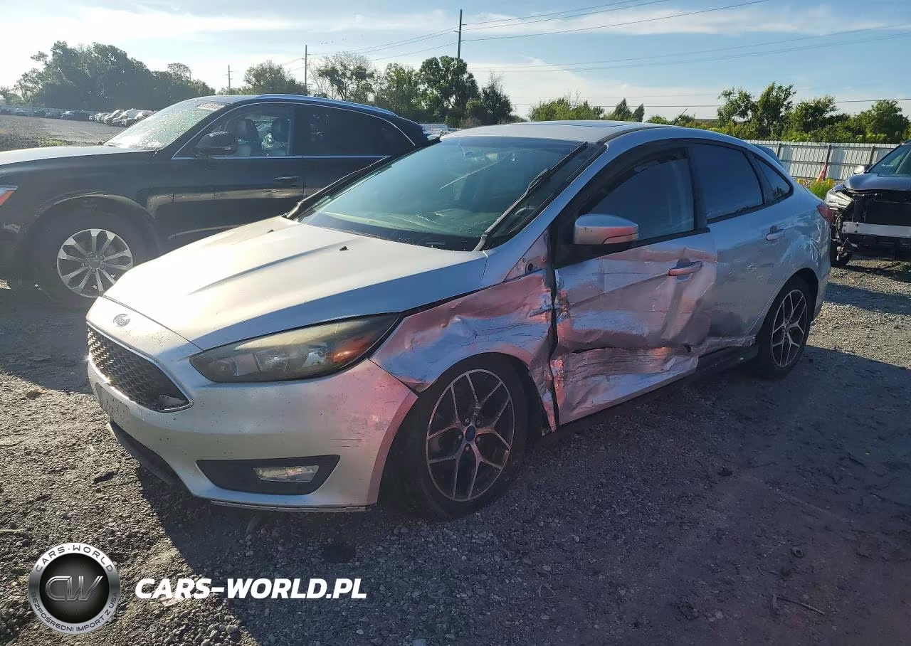 2017 Ford Focus Sel – zdjęcie 1 z 12