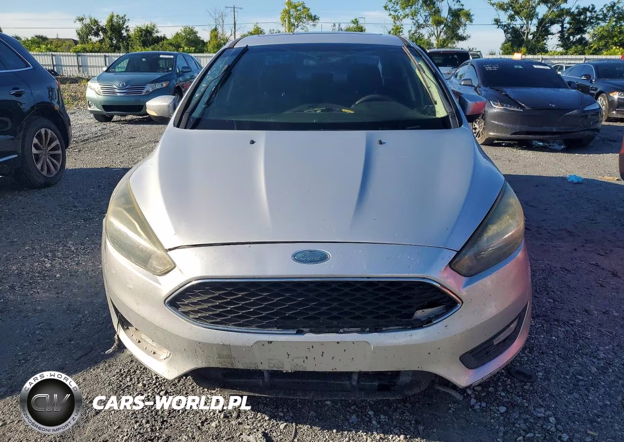 2017 Ford Focus Sel VIN:1FADP3H21HL248505 - 5