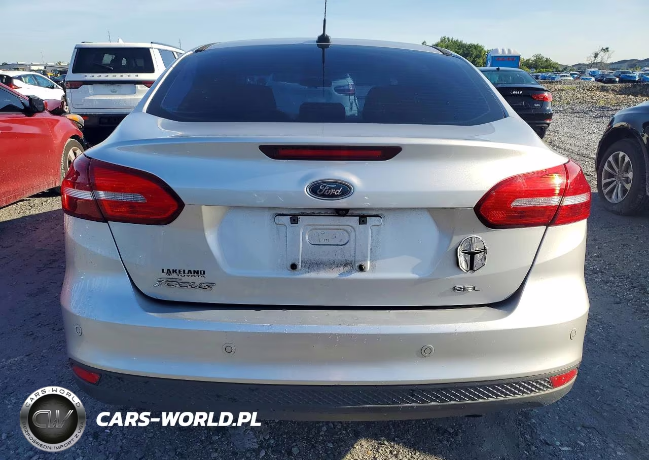 2017 Ford Focus Sel VIN:1FADP3H21HL248505 - 6