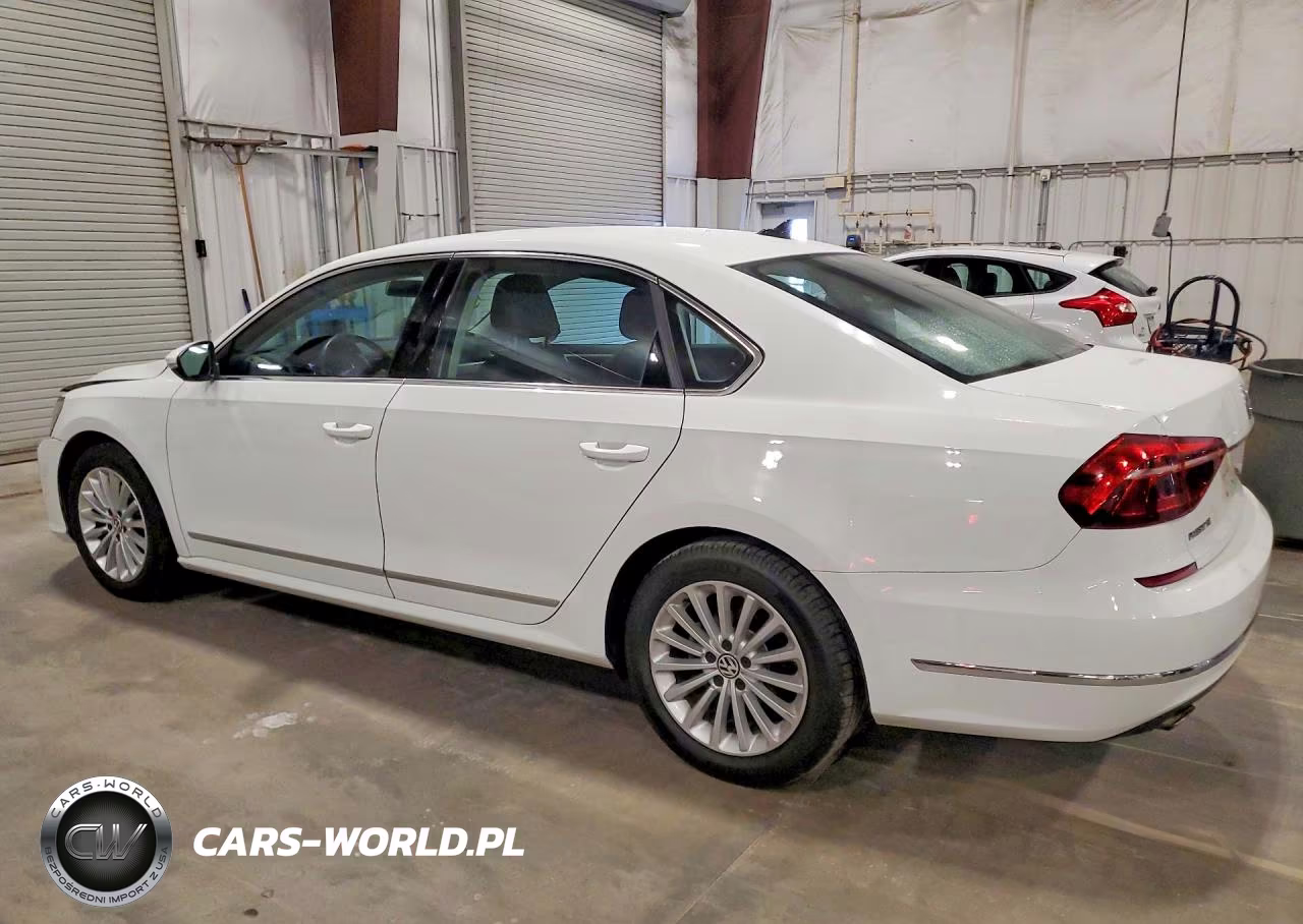 2017 Volkswagen Passat Se VIN:1VWBT7A30HC011573 - 2