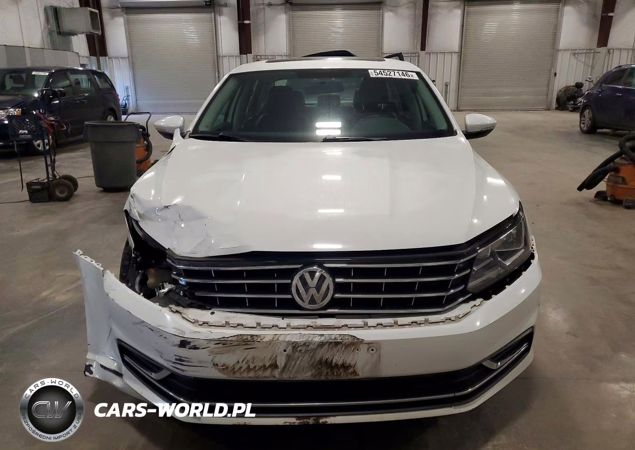 2017 Volkswagen Passat Se VIN:1VWBT7A30HC011573 - 5