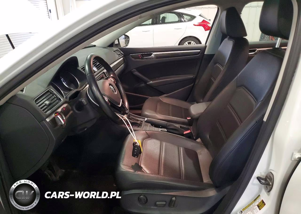 2017 Volkswagen Passat Se VIN:1VWBT7A30HC011573 - 7