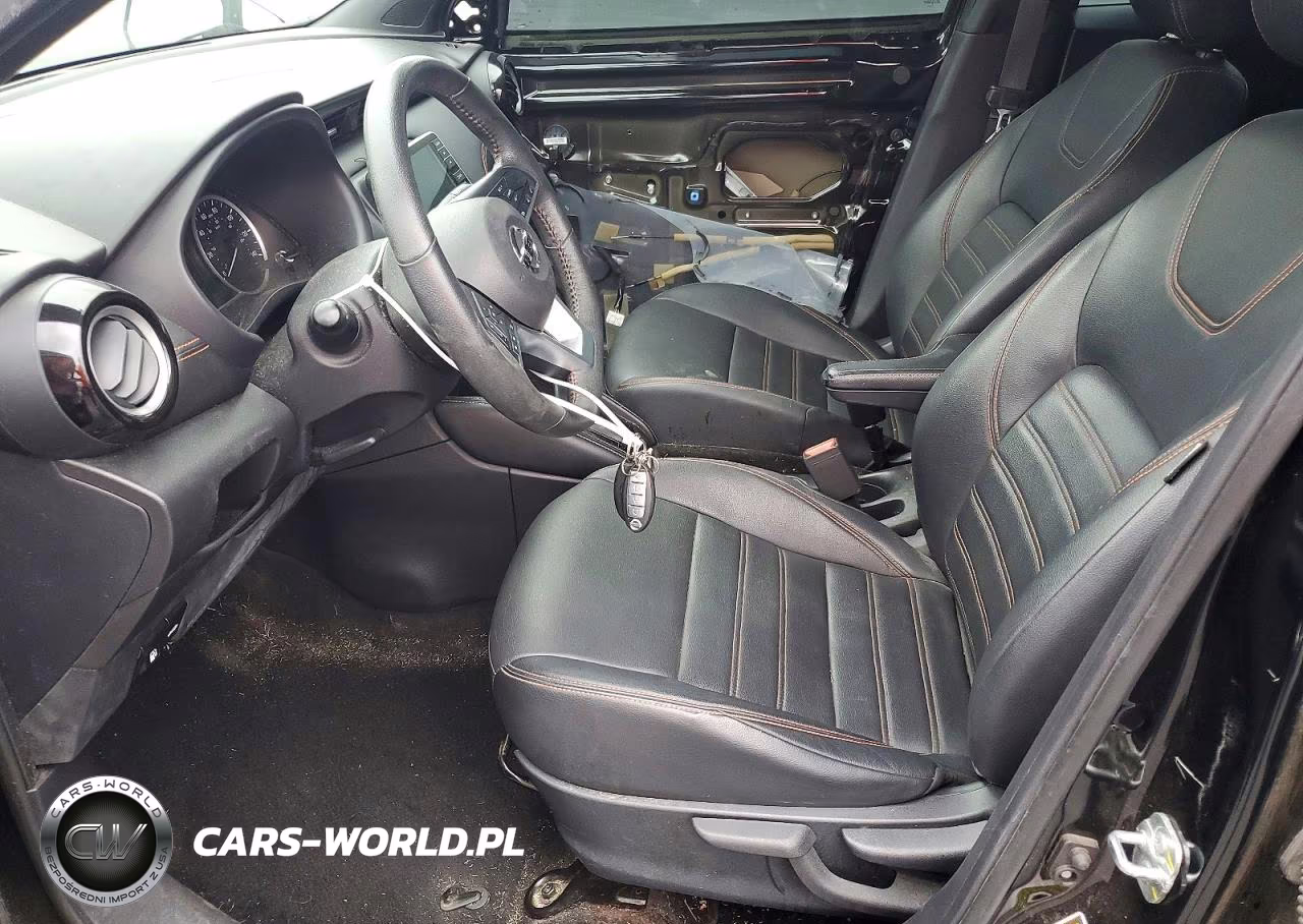 2020 Nissan Kicks Sr VIN:3N1CP5DV2LL560172 - 7