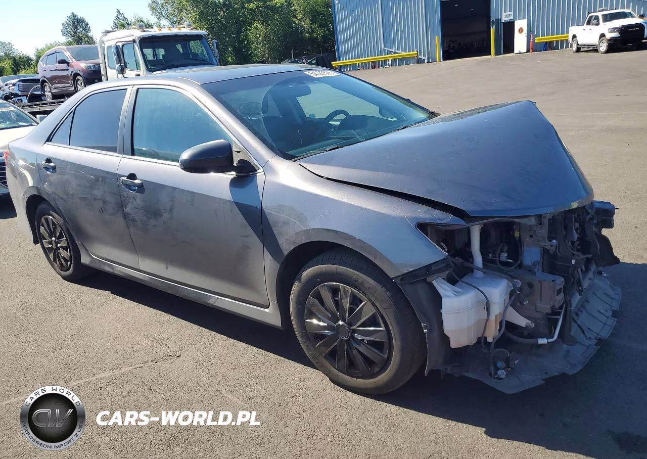 2013 Toyota Camry Se VIN:4T1BF1FK4DU283101 - 4