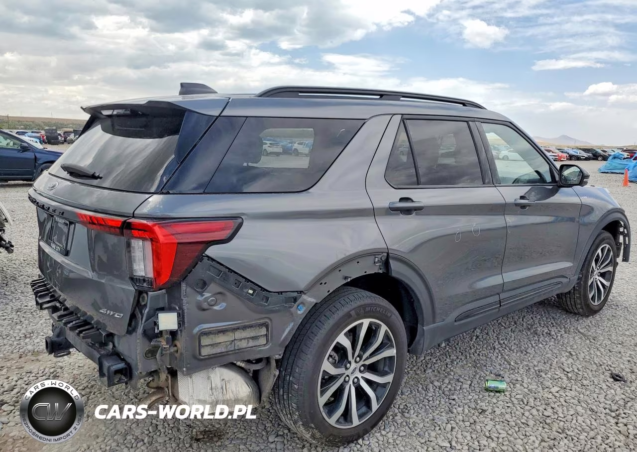 2025 Ford Explorer St-Line VIN:1FMUK8KH7SGB59066 - 3