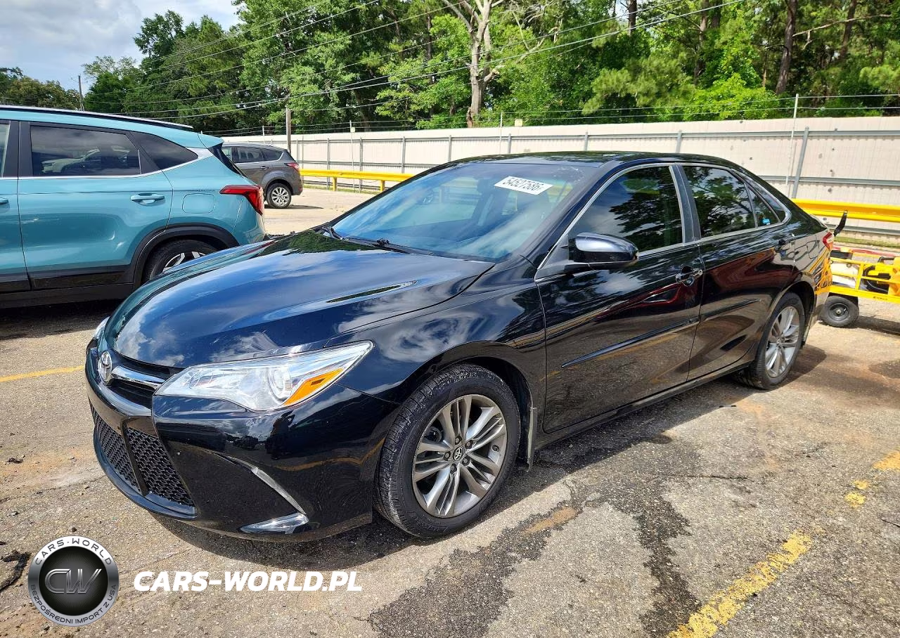 2017 Toyota Camry Se – zdjęcie 1 z 12