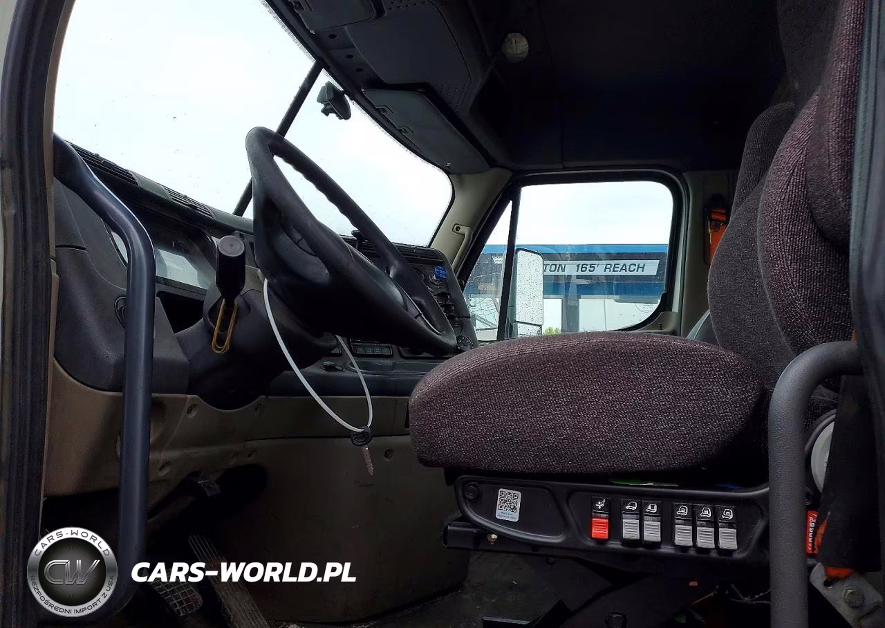 2016 Freightliner Cascadia 125 Semi Truck VIN:1FUBGEDV2GLHC5803 - 5
