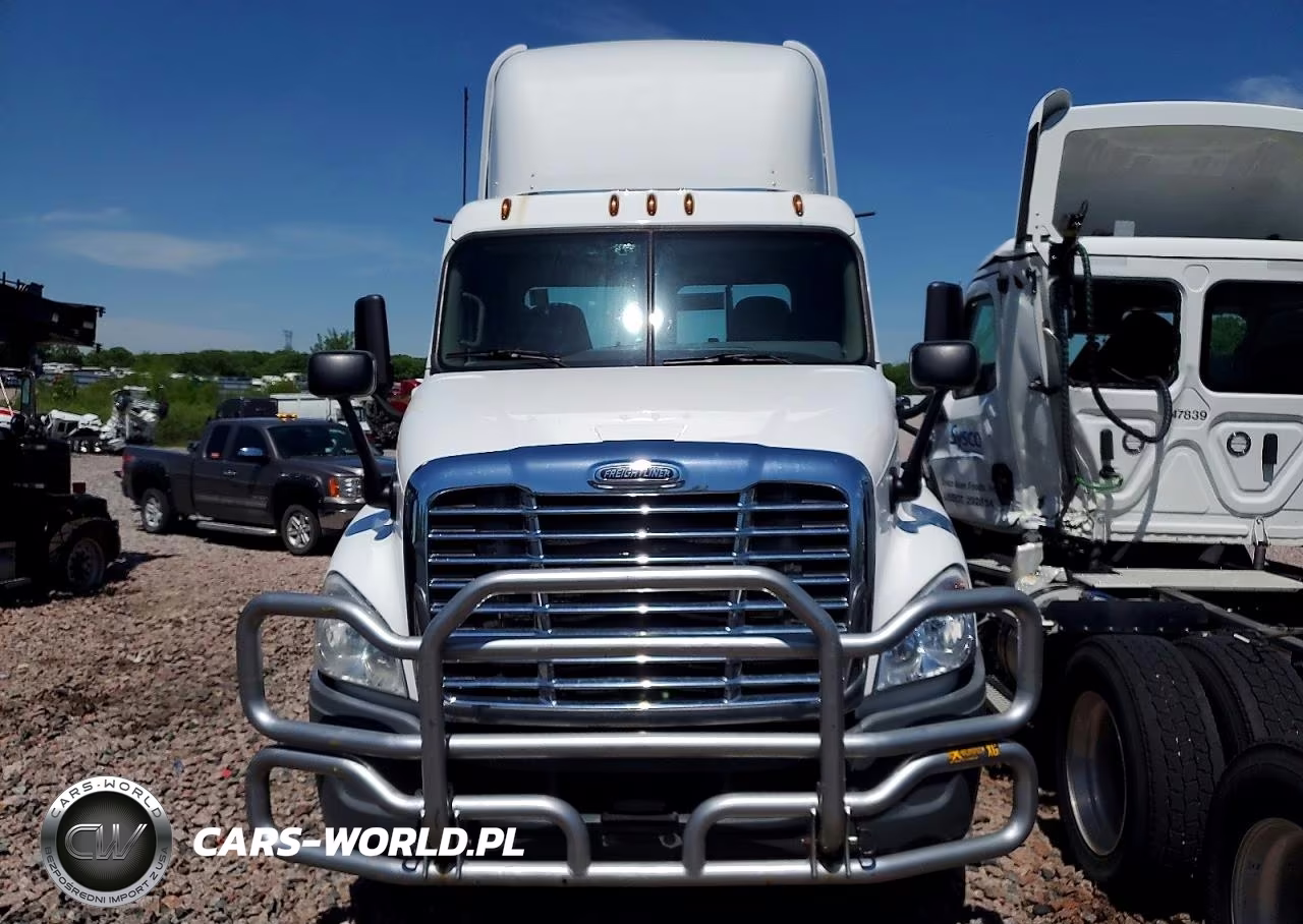 2016 Freightliner Cascadia 125 Semi Truck VIN:1FUBGEDV2GLHC5803 - 9