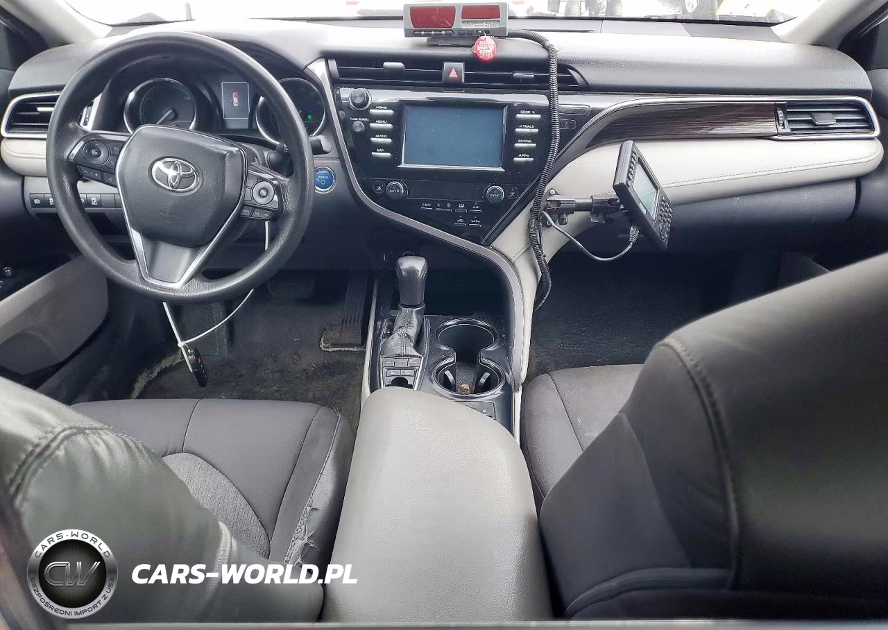 2019 Toyota Camry Le VIN:4T1B31HK7KU508968 - 8
