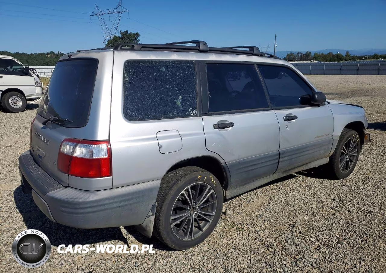 2002 Subaru Forester L Automatic VIN:JF1SF63552G731010 - 3