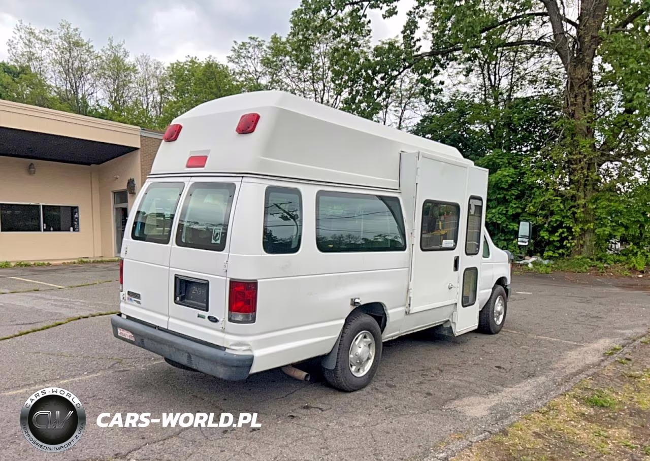 2011 Ford Econoline E350 Super Duty Van VIN:1FTDS3EL6BDB24396 - 4