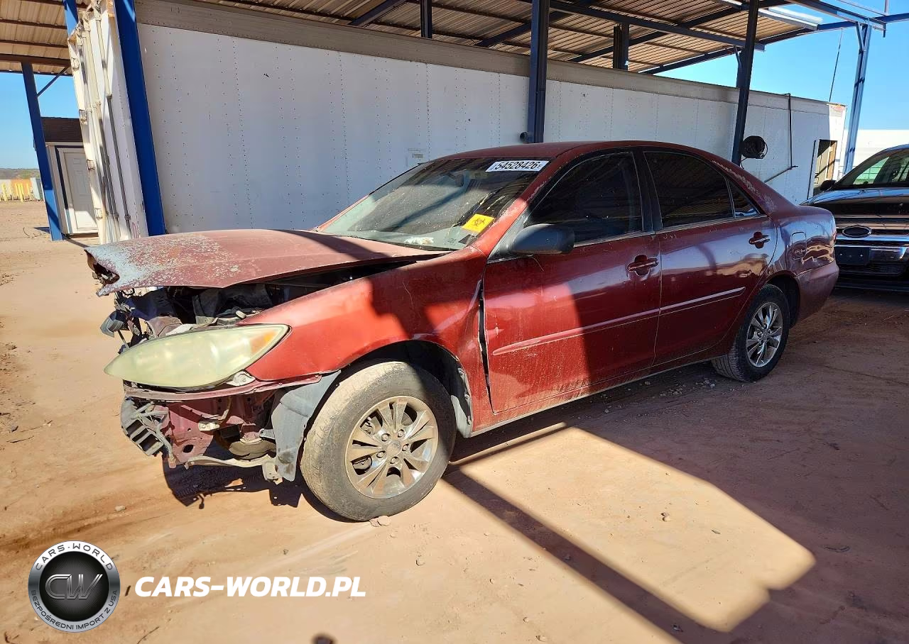 2005 Toyota Camry Le V6 – zdjęcie 1 z 13