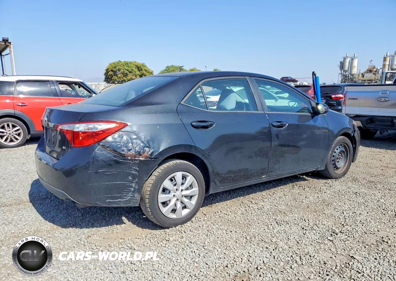 2015 Toyota Corolla Le VIN:5YFBURHE1FP355968 - 3
