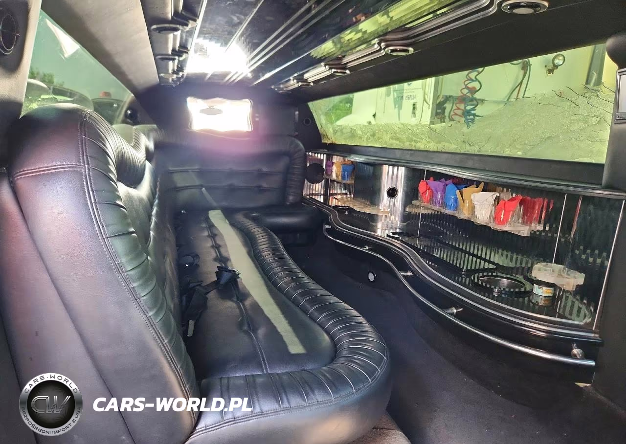 2011 Cadillac Professional Chassis VIN:1GE9K9C61BU550087 - 10