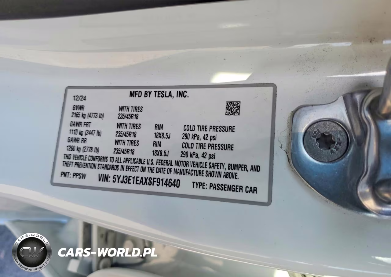 2025 Tesla Model 3 VIN:5YJ3E1EAXSF914640 - 12