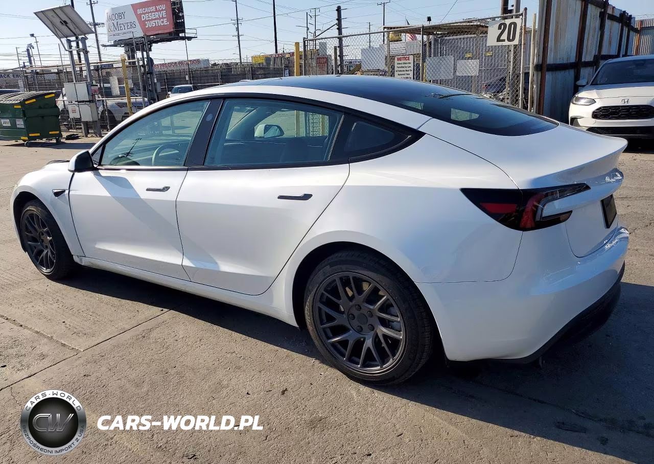 2025 Tesla Model 3 VIN:5YJ3E1EAXSF914640 - 2