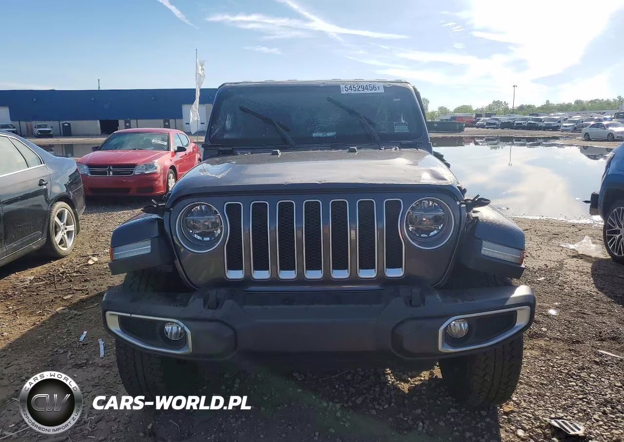 2019 Jeep Wrangler Unlimited Sahara VIN:1C4HJXEN8KW508715 - 5
