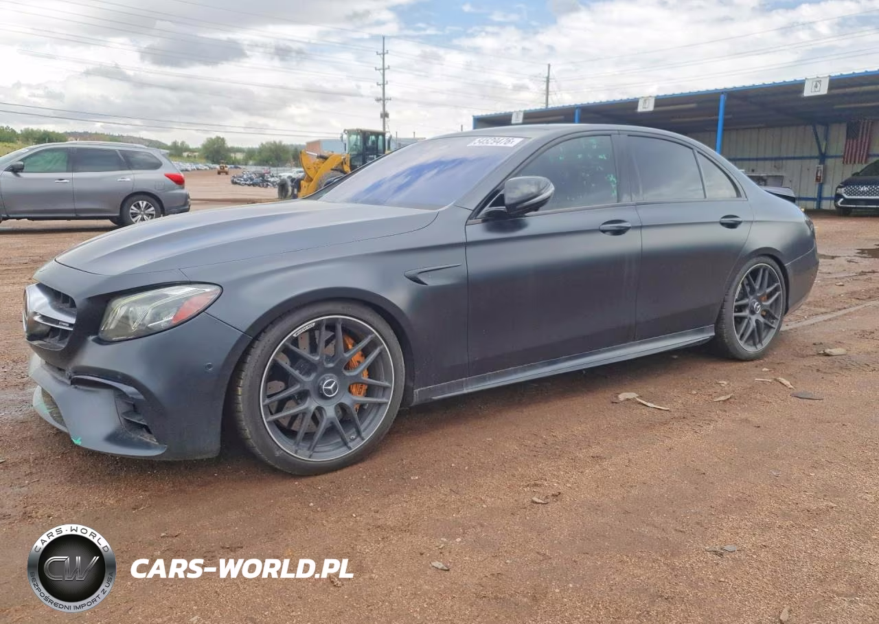 2018 Mercedes-Benz E 63 Amg-S – zdjęcie 1 z 12