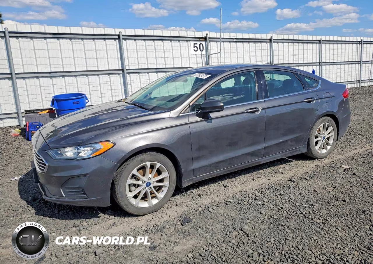 2019 Ford Fusion Se – zdjęcie 1 z 12