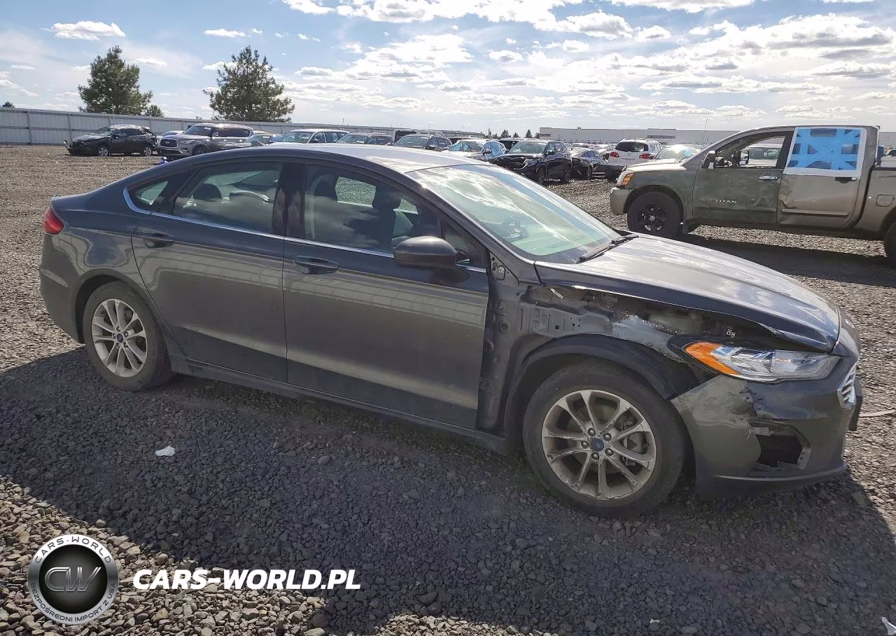 2019 Ford Fusion Se VIN:3FA6P0HD4KR186342 - 4