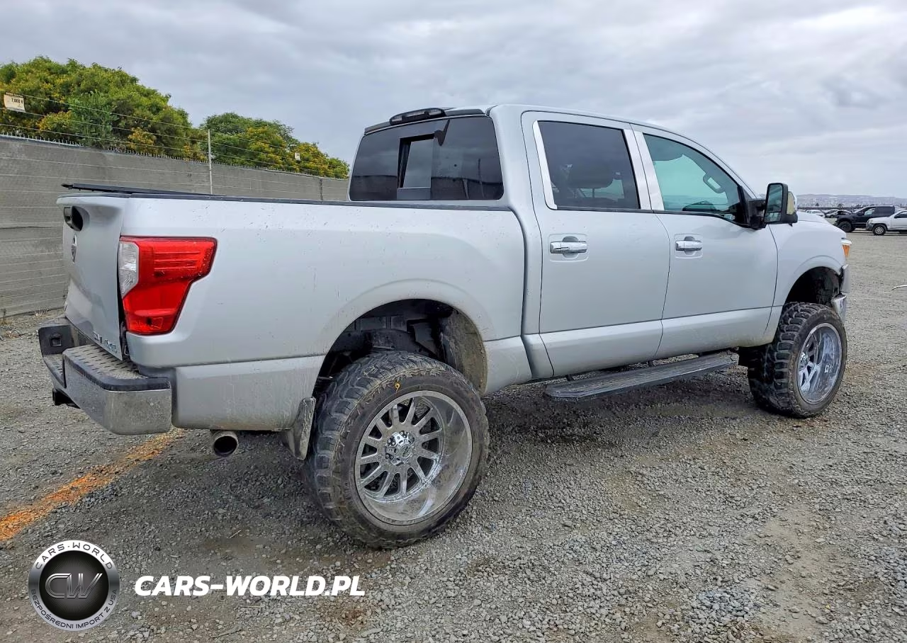 2018 Nissan Titan S VIN:1N6AA1EJ5JN502982 - 3