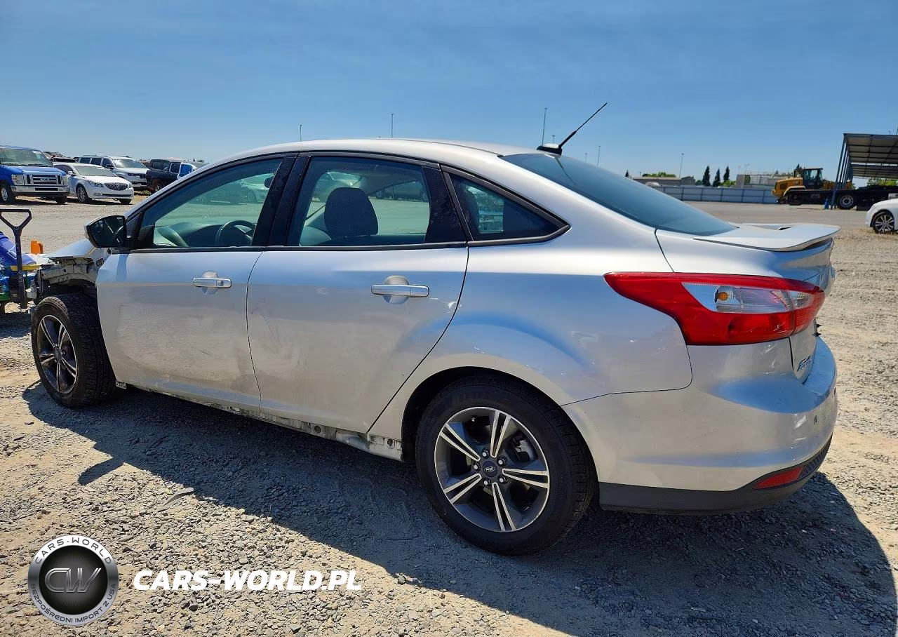 2014 Ford Focus Se VIN:1FADP3F29EL375355 - 2