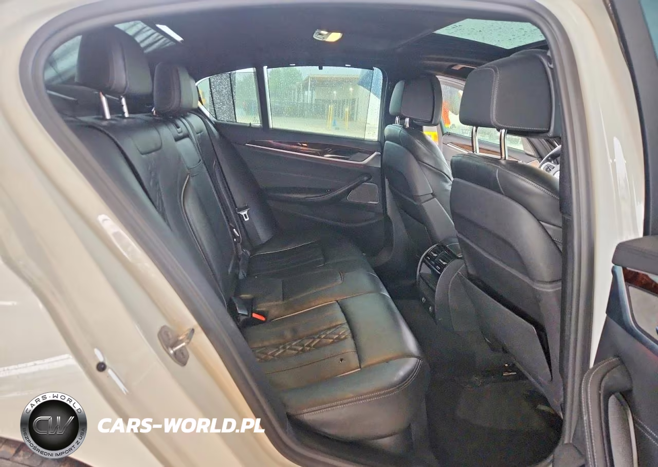 2019 BMW M550Xi VIN:WBAJB9C51KB288772 - 10