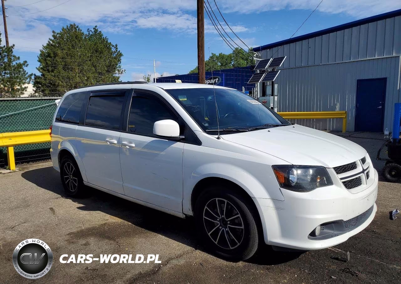 2018 Dodge Grand Caravan Gt VIN:2C4RDGEG4JR335621 - 4