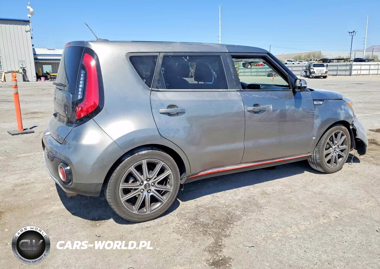 2018 Kia Soul ! VIN:KNDJX3AAXJ7549562 - 3