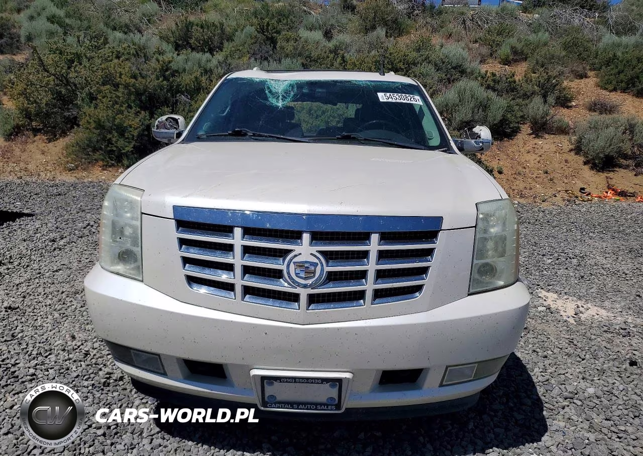 2008 Cadillac Escalade Luxury VIN:1GYFK63878R278761 - 5