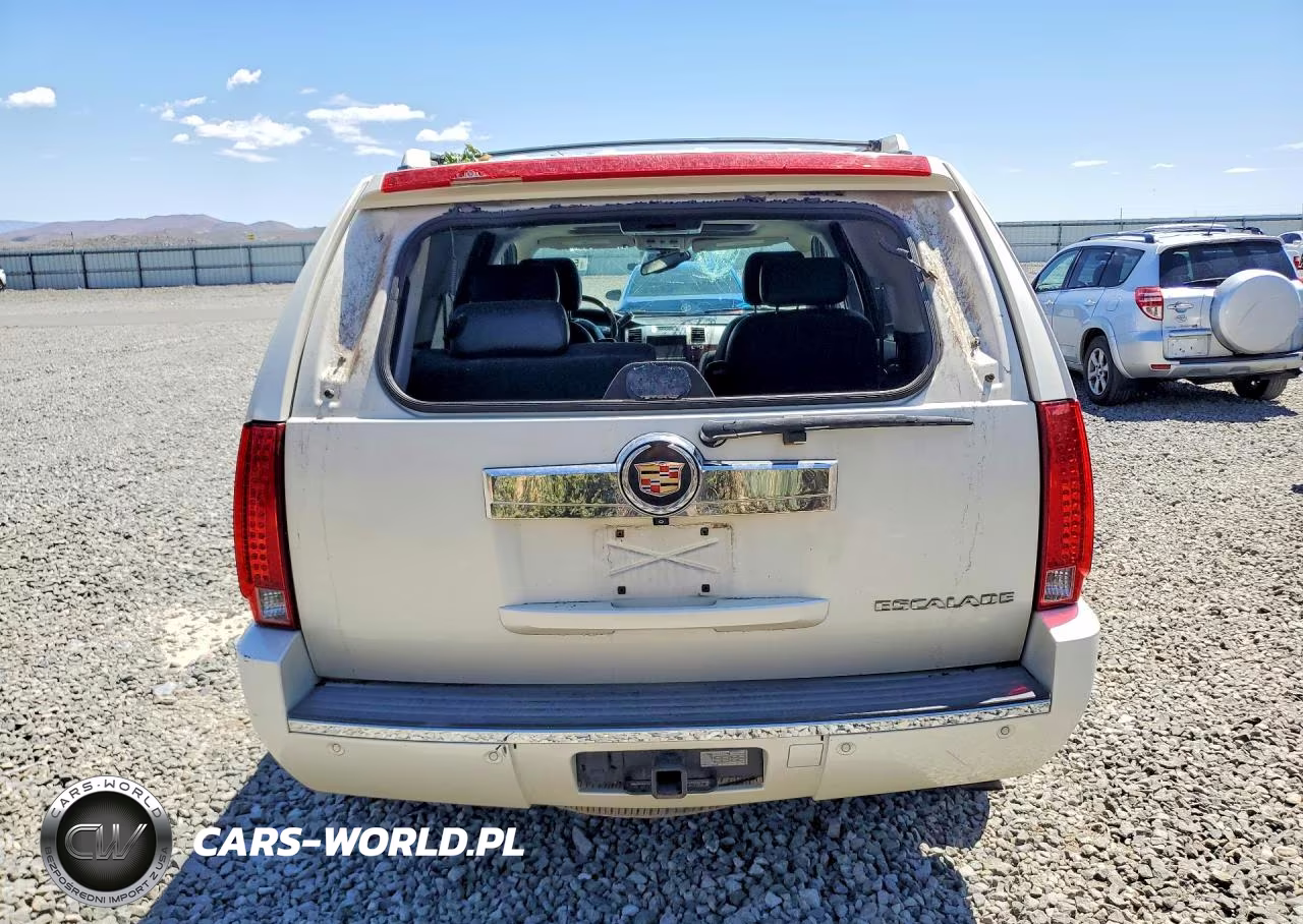 2008 Cadillac Escalade Luxury VIN:1GYFK63878R278761 - 6