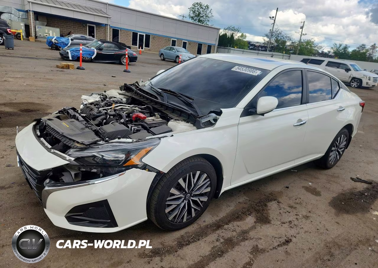 2023 Nissan Altima Sv – zdjęcie 1 z 12