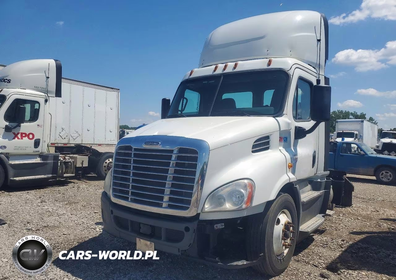 2017 Freightliner Cascadia 113 Semi Truck VIN:3AKBGADV9HSJD0569 - 2