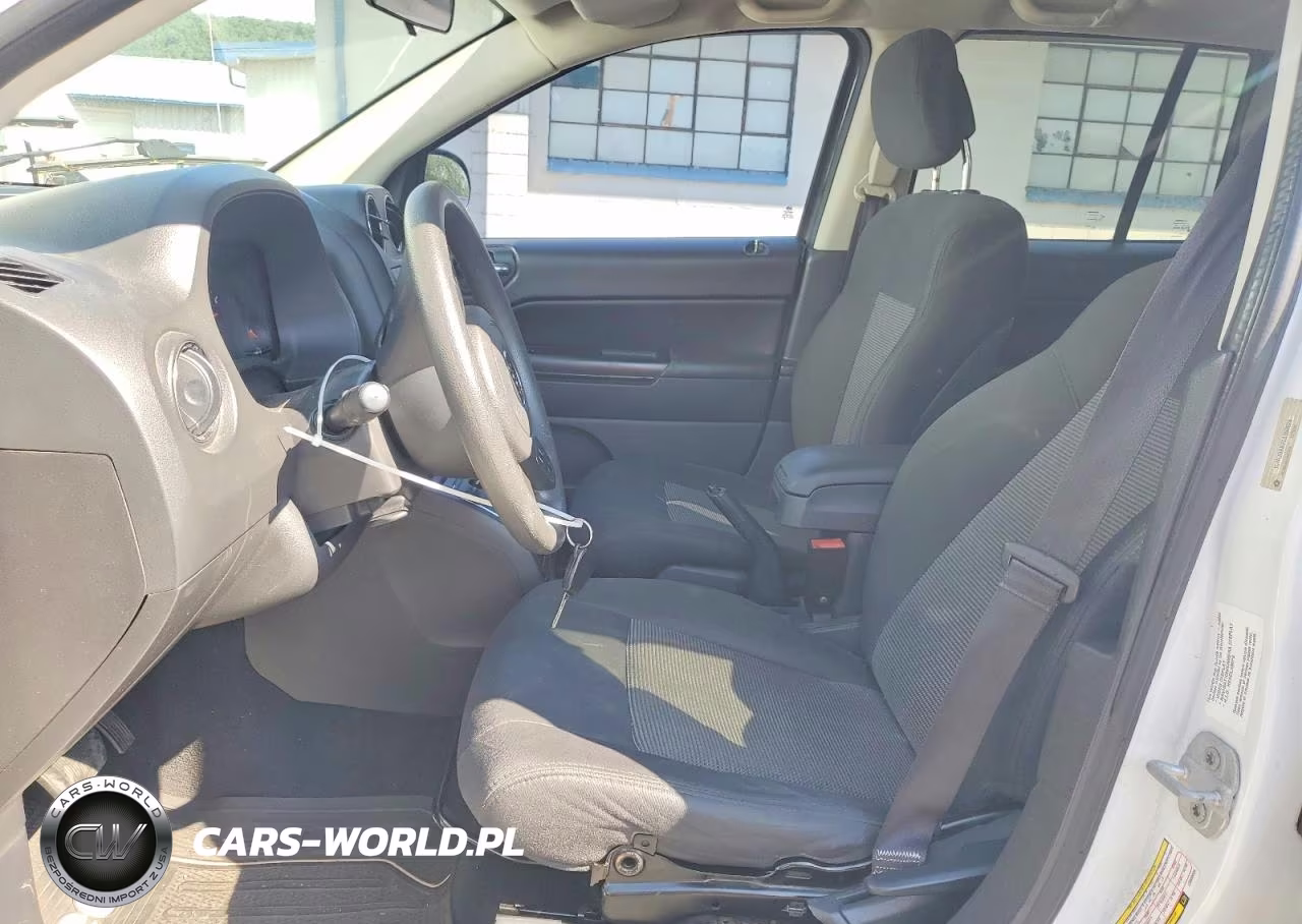 2012 Jeep Compass Sport VIN:1C4NJDBB7CD559826 - 7