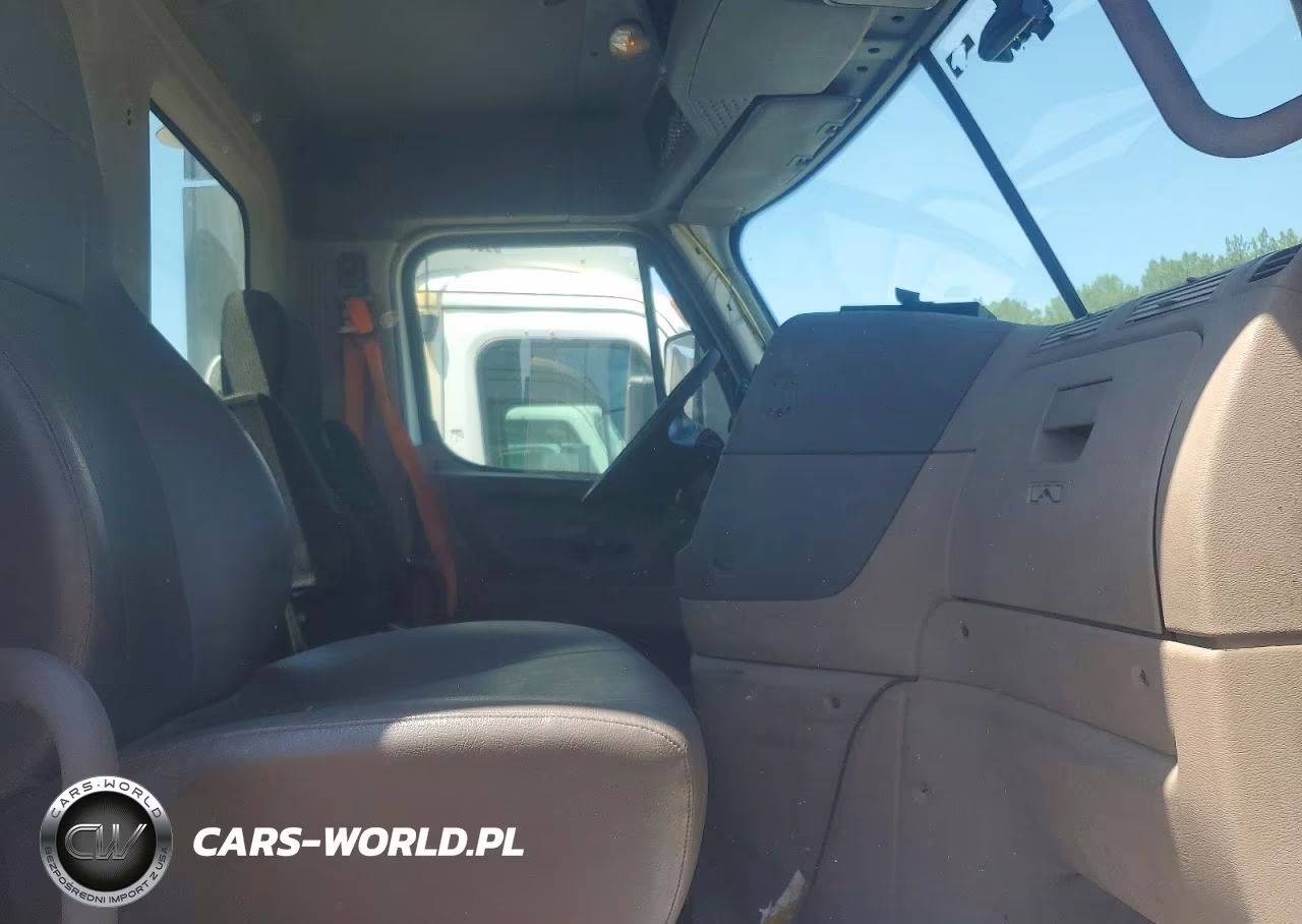 2016 Freightliner Cascadia 113 Semi Truck VIN:3AKBGADV3GSHB2460 - 5