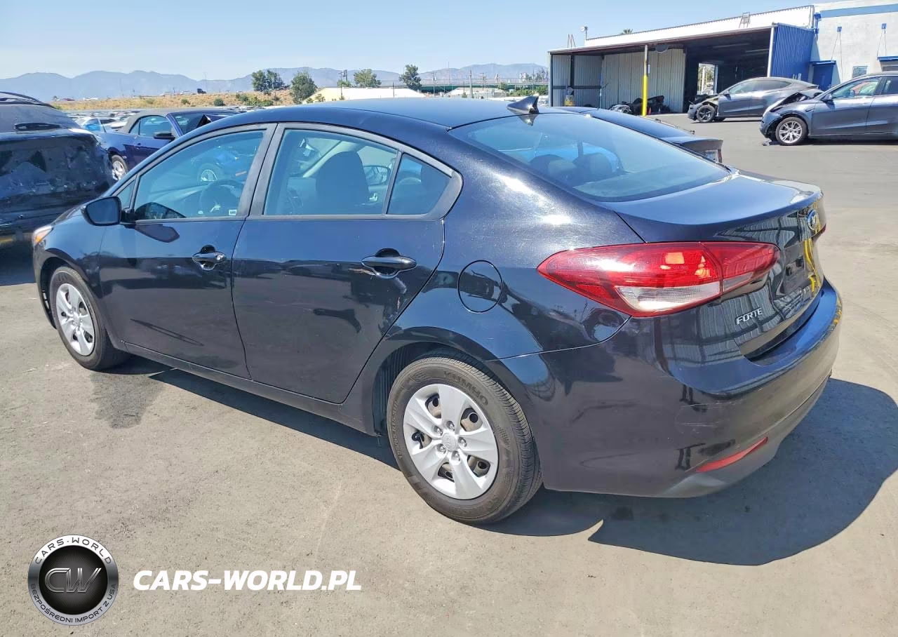 2017 Kia Forte VIN:3KPFK4A73HE152879 - 2