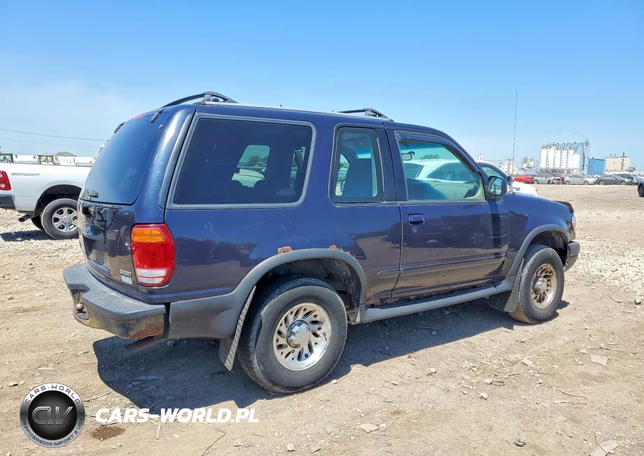 2000 Ford Explorer Sport VIN:1FMYU60X7YUA56878 - 3