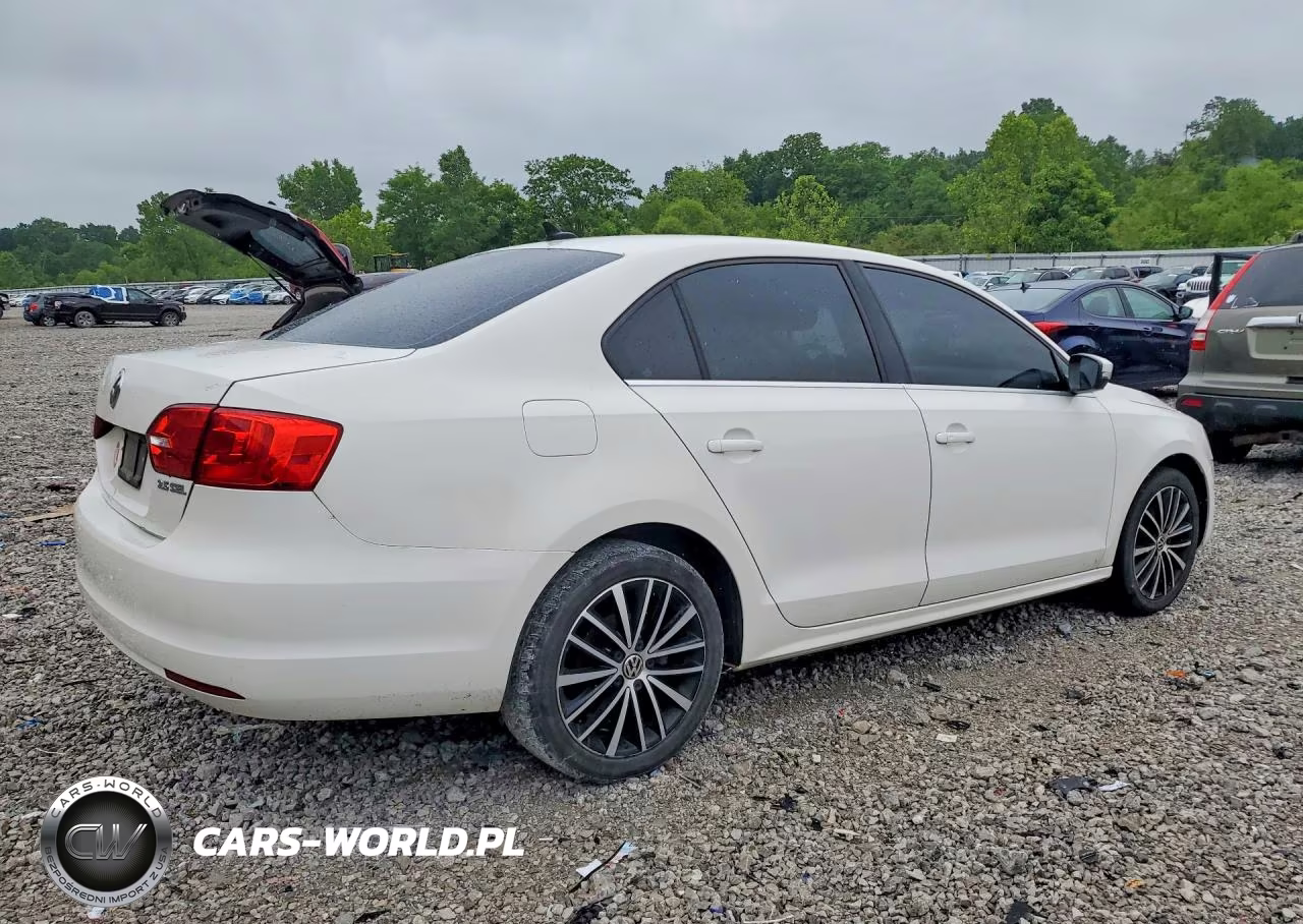 2012 Volkswagen Jetta Sel VIN:3VWLP7AJ0CM424527 - 3